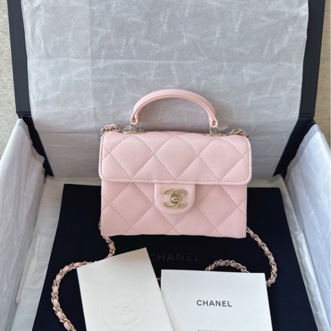 【配件：防塵袋、小票 99新💕】 Chanel 25S 手柄 kelly 粉色 淡粉色 淺粉色 櫻花粉色 金扣 荔枝牛皮 手提 單肩 斜挎