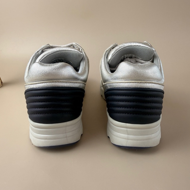 CHANEL/香奈兒 黑銀雙C系帶休閒鞋 37碼 95新 品相不錯-2