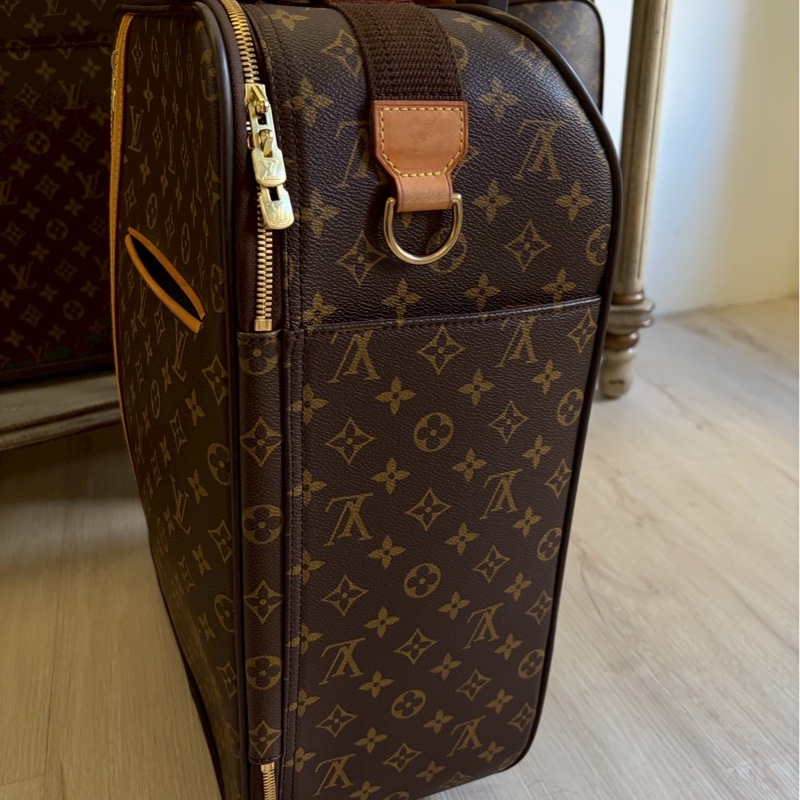 LV小型老花行李箱-4