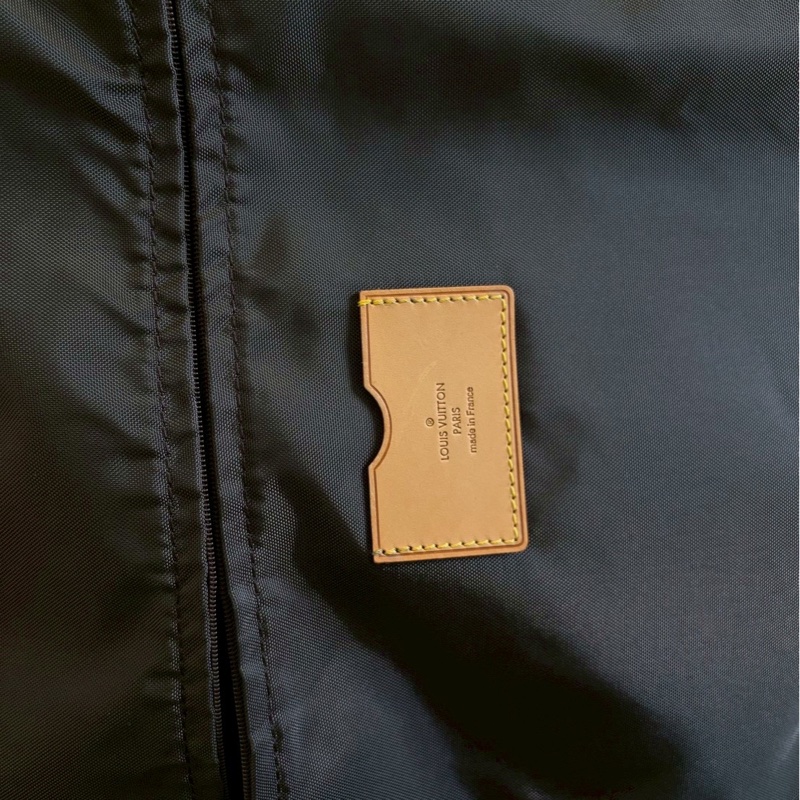 LV小型老花行李箱-8