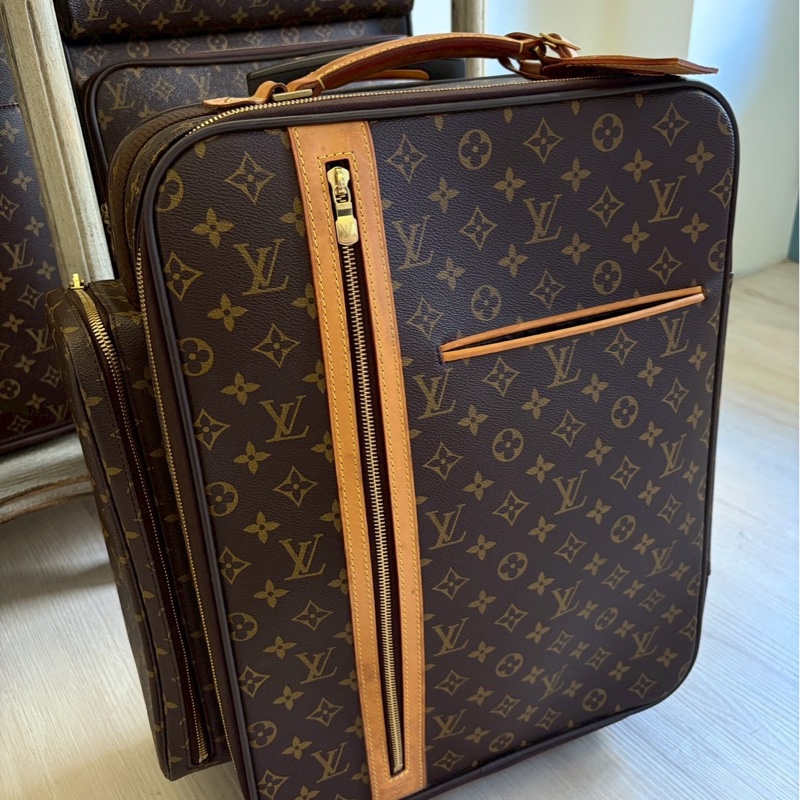 LV小型老花行李箱-15