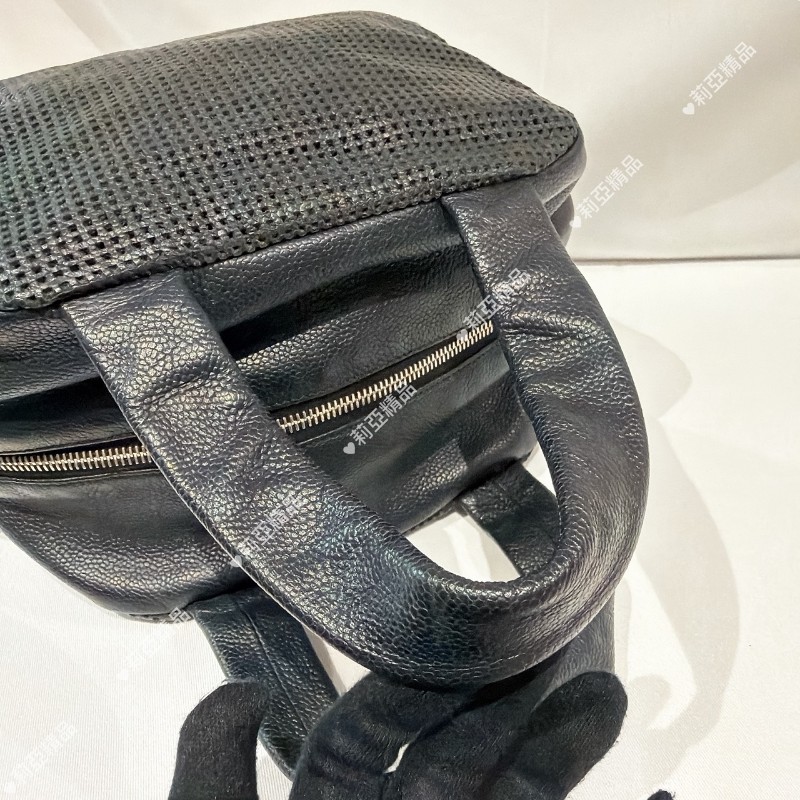 莉亞精品♡CHANEL 軟皮小便當包 二手美品-4