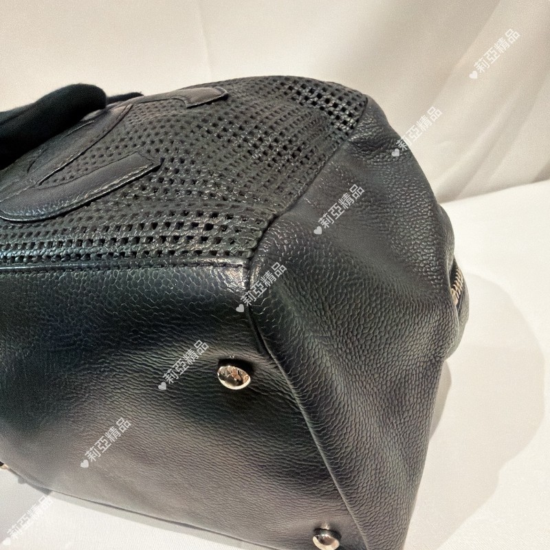 莉亞精品♡CHANEL 軟皮小便當包 二手美品-6