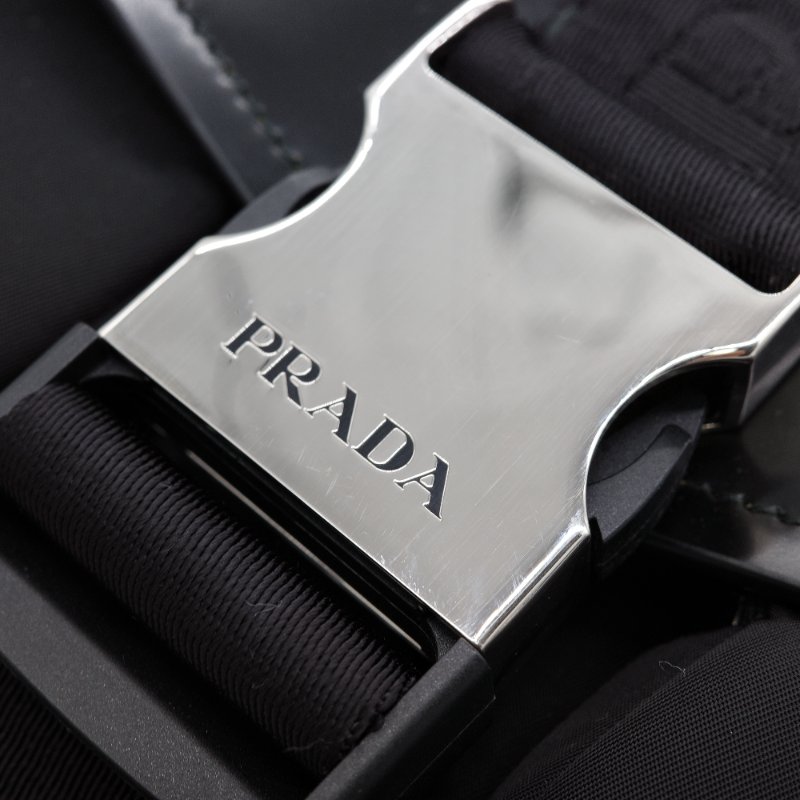 Prada 普拉達 黑色牛皮 黑色尼龍 降落傘 三合一 郵差包 斜挎包 單肩包(肩帶小包可以拆卸 )-3