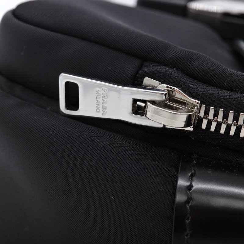 Prada 普拉達 黑色牛皮 黑色尼龍 降落傘 三合一 郵差包 斜挎包 單肩包(肩帶小包可以拆卸 )-4