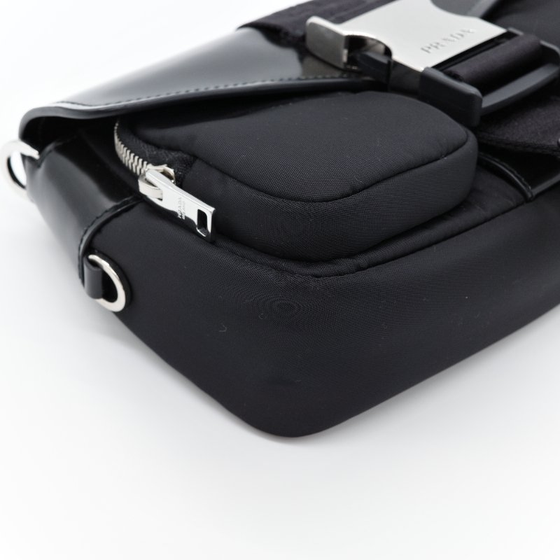 Prada 普拉達 黑色牛皮 黑色尼龍 降落傘 三合一 郵差包 斜挎包 單肩包(肩帶小包可以拆卸 )-6