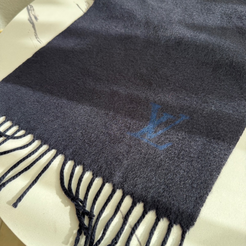 lv 深藍圍巾🧣-1