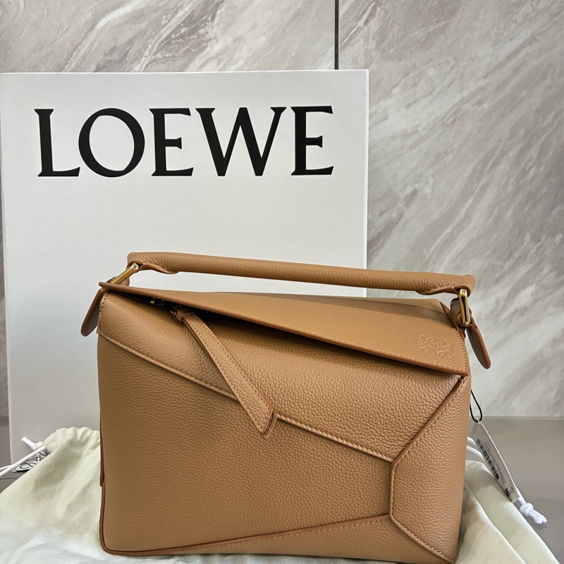 LOEWE Puzzle 小號太妃糖色幾何包全新-0