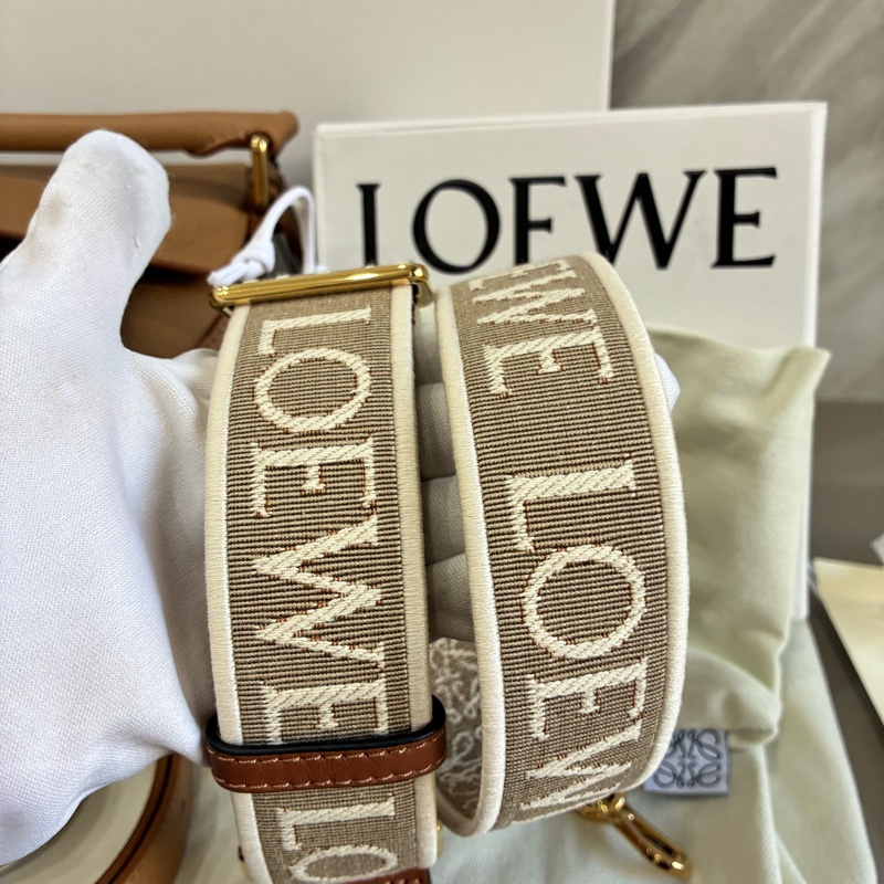 LOEWE Puzzle 小號太妃糖色幾何包全新-9