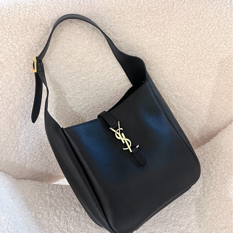 【全🆕】YSL hobo small LE5A7 金色 Logo 粒面牛皮 Hobo 小號單肩色-0