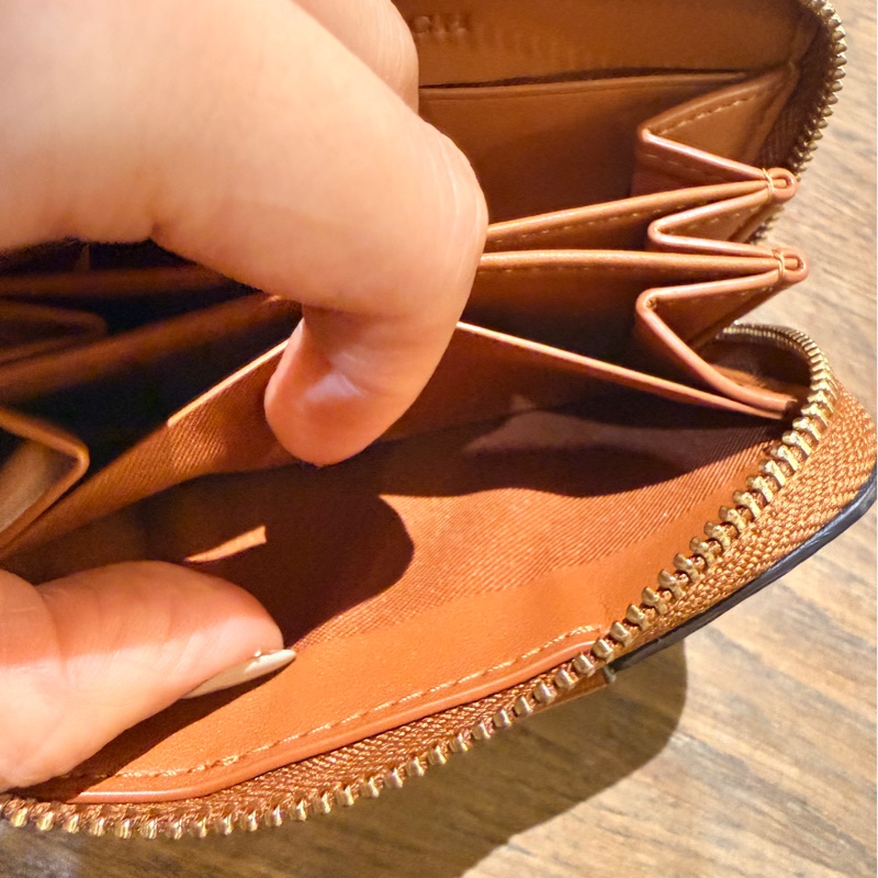 不只好用 更是好看的新款✨卡夾 鈔票 零錢包 拉鍊短夾-16