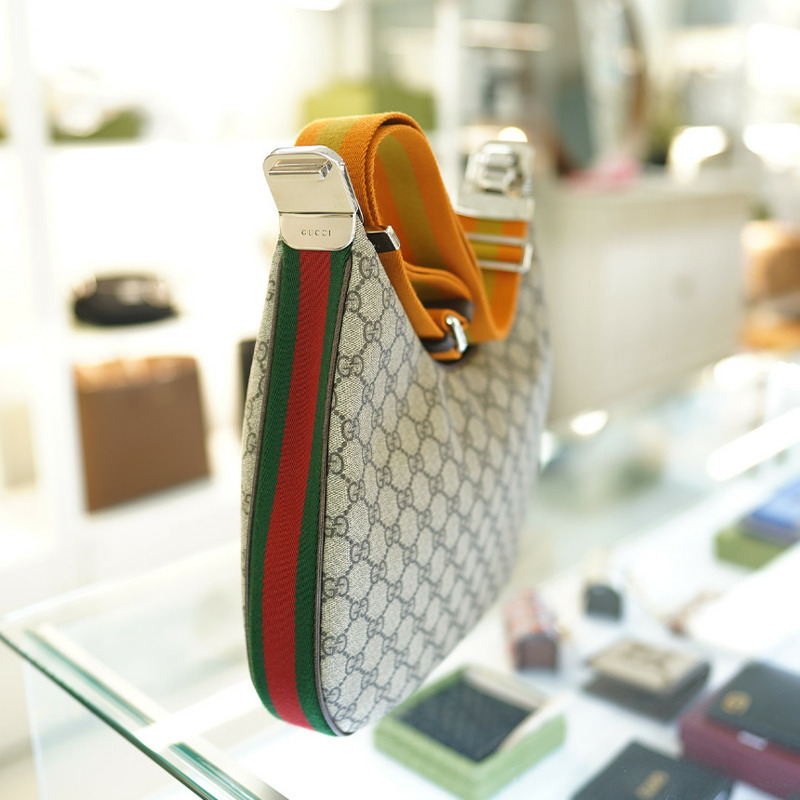 GUCCI 中型單肩包 702823 96GRN 4091 帆布 米色-13