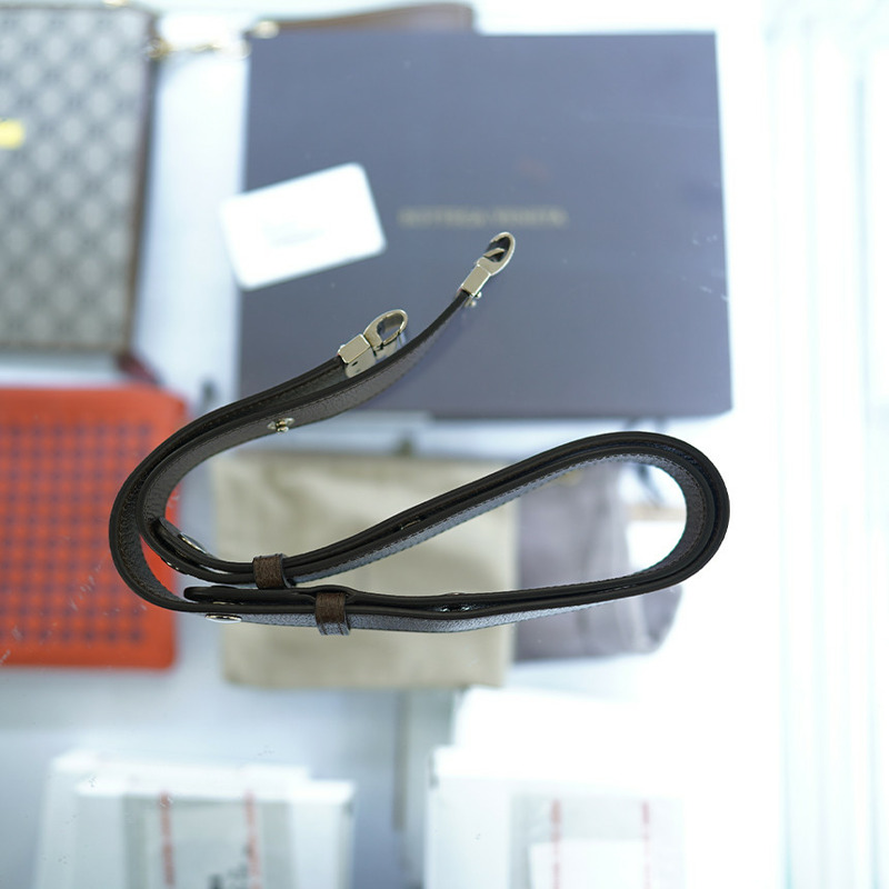 GUCCI 中型單肩包 702823 96GRN 4091 帆布 米色-25