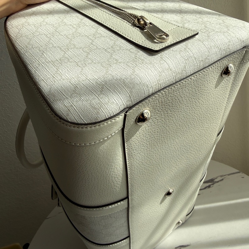 Gucci 超美旅行袋可以放一千萬 有背袋-13