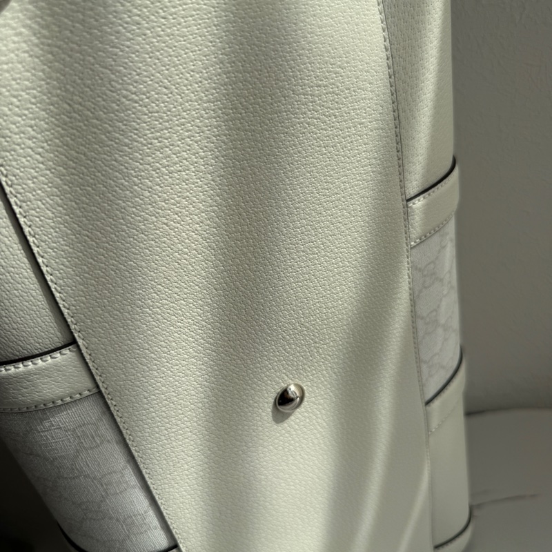 Gucci 超美旅行袋可以放一千萬 有背袋-16