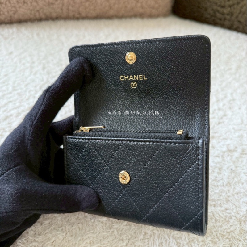 《我有個朋友在代購》香奈兒山羊皮單層卡包-1