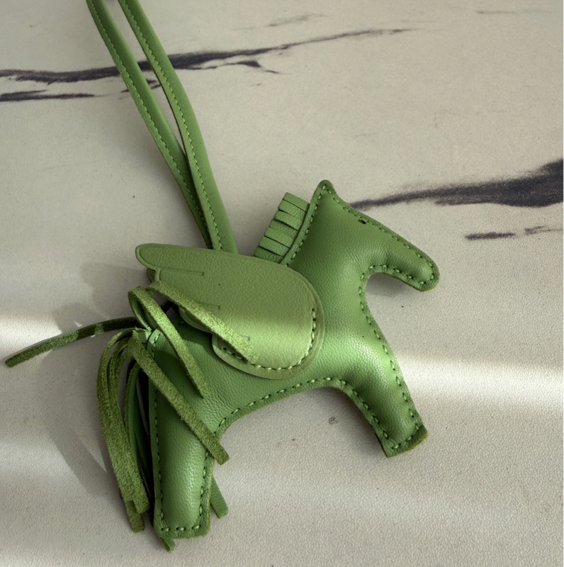 Hermes 牛油果綠小馬🐎-0