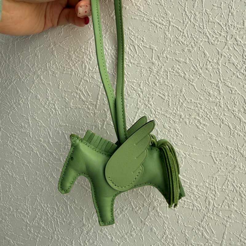 Hermes 牛油果綠小馬🐎-2