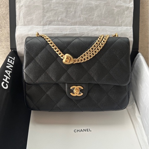 【配件：防塵袋  💕 】Chanel 23P cf 方胖子 黑金 黑色 金扣 愛心扣 荔枝牛皮 手提 單肩 斜挎