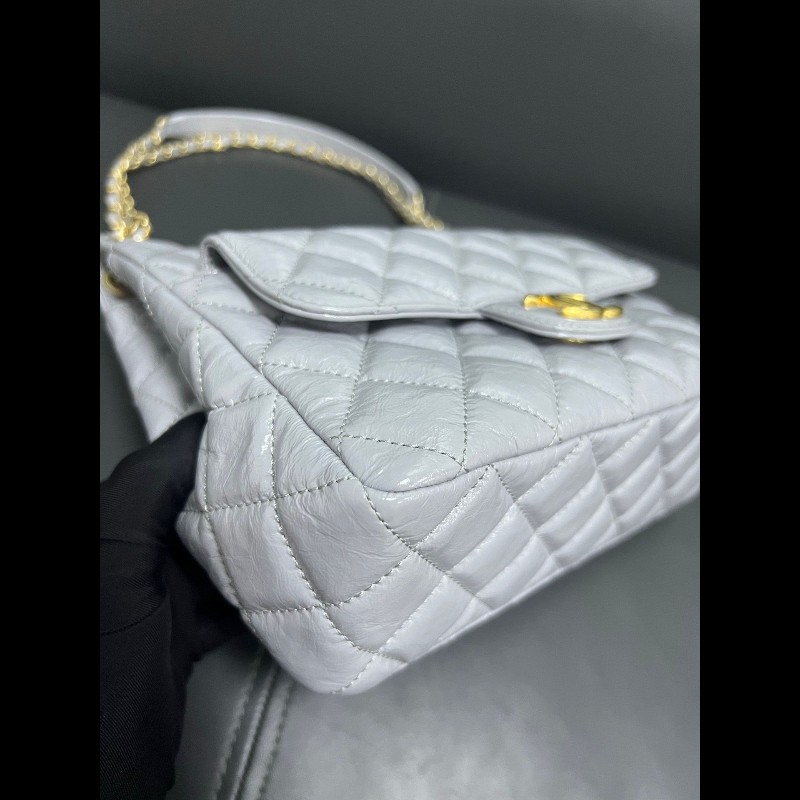 CHANEL 23b天猫精靈
灰色油蜡皮中號-13