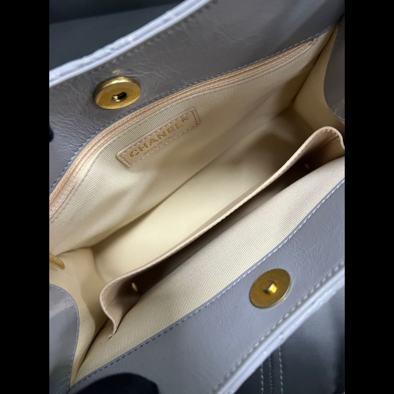 CHANEL 23b天猫精靈
灰色油蜡皮中號-22