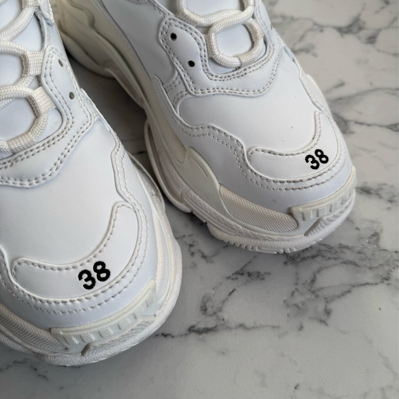 Balenciaga白色老爹鞋38號-4