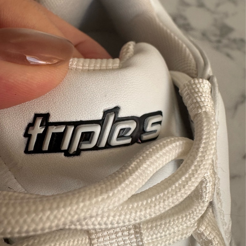 Balenciaga白色老爹鞋38號-21