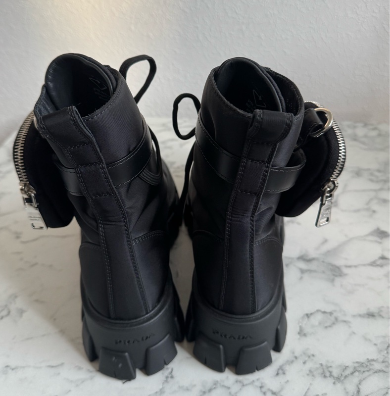 prada尼龍厚底軍靴(側邊兩個小包)-4