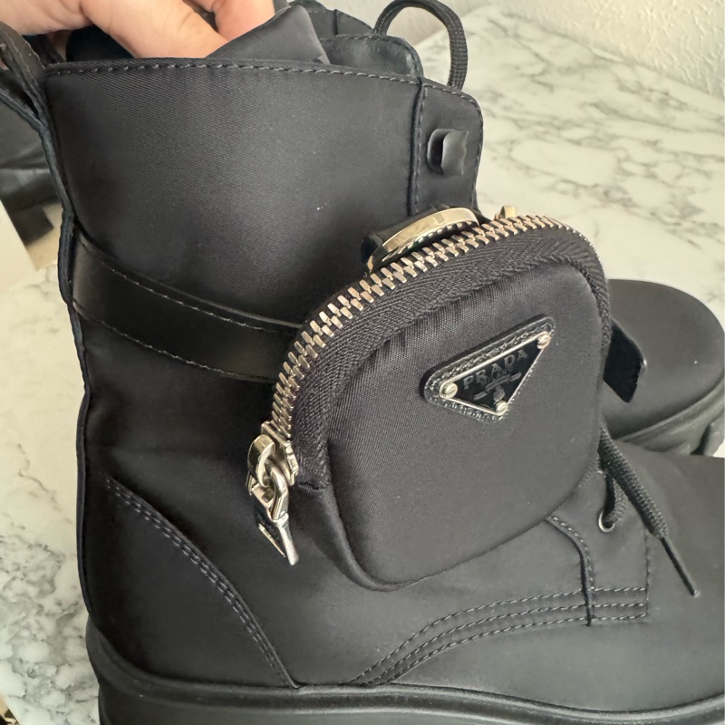 prada尼龍厚底軍靴(側邊兩個小包)-14
