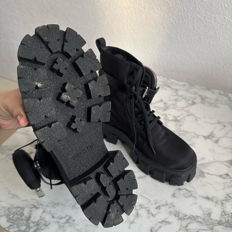 prada尼龍厚底軍靴(側邊兩個小包)-24