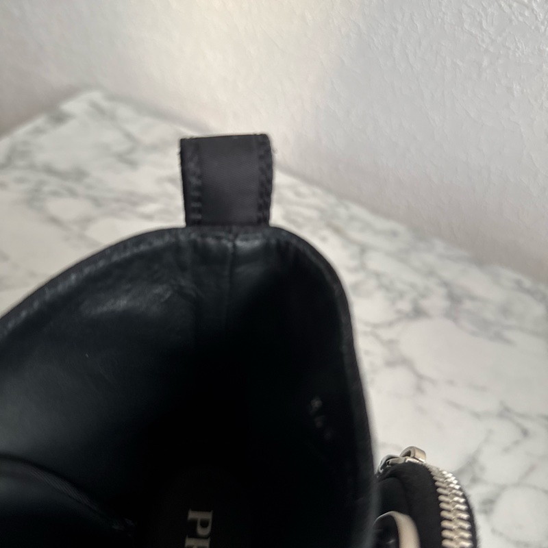 prada尼龍厚底軍靴(側邊兩個小包)-26