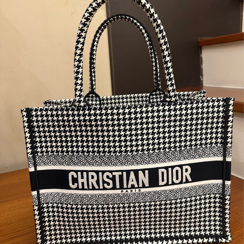 DIOR 黑白千鳥格托特包-0