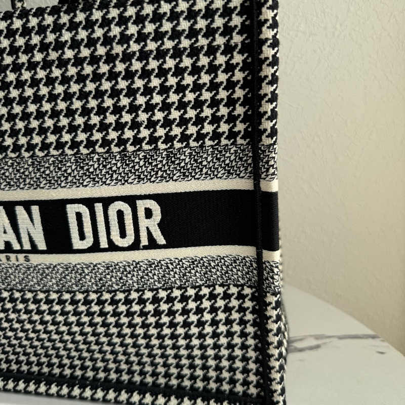 Dior 千鳥格紋托特包🥹🥹中款-1