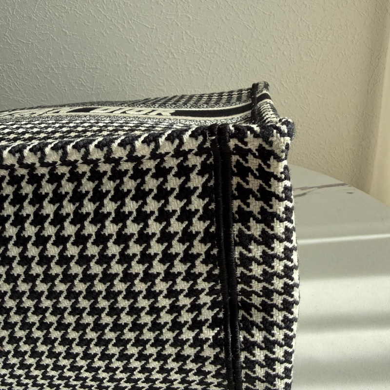 Dior 千鳥格紋托特包🥹🥹中款-12