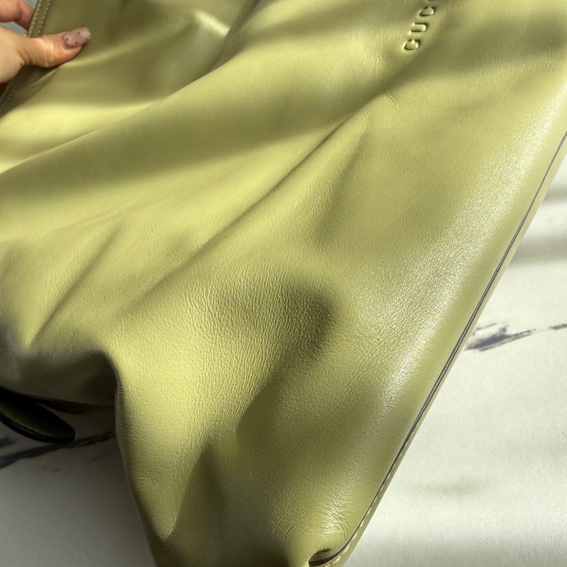 Gucci 牛油果綠超級好看的肩背包垂垂度很漂亮-9