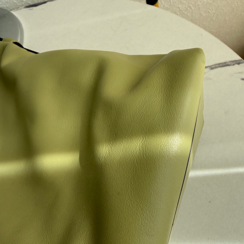 Gucci 牛油果綠超級好看的肩背包垂垂度很漂亮-12