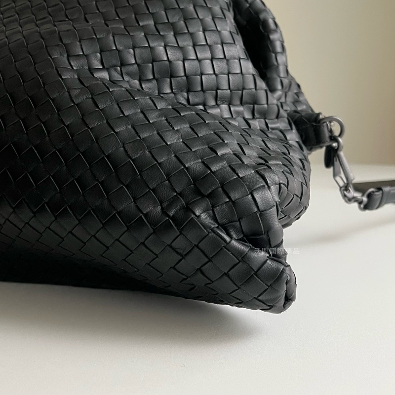 BV 小羊皮編織手提包/肩背包（三種不同的背法） 黑色-9