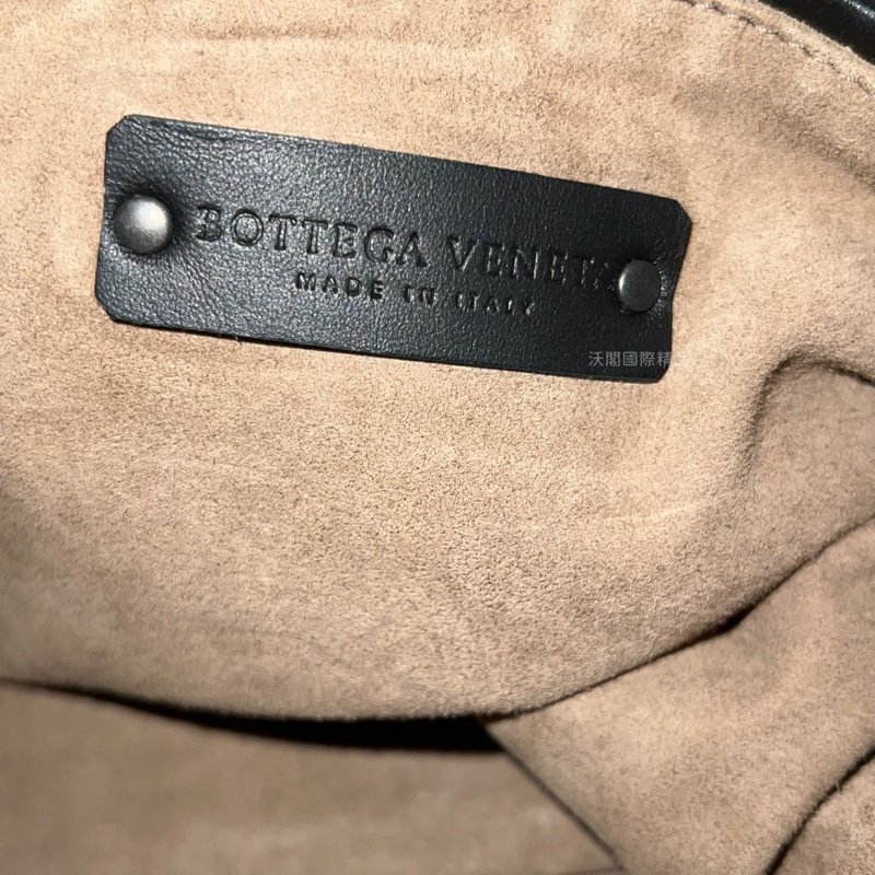 BV 小羊皮編織手提包/肩背包（三種不同的背法） 黑色-12