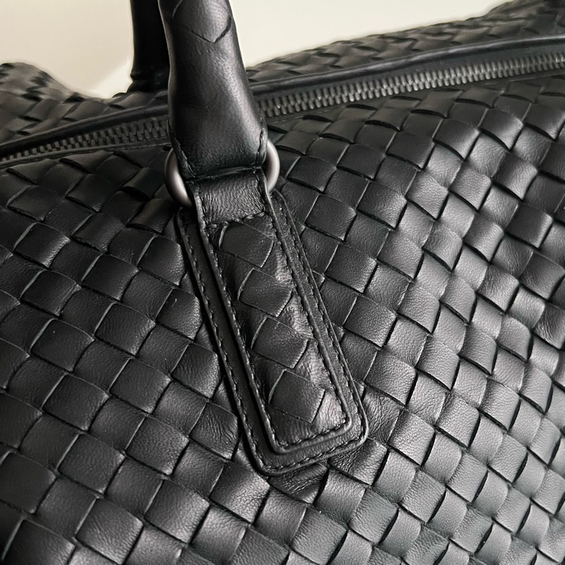 BV 小羊皮編織手提包/肩背包（三種不同的背法） 黑色-14