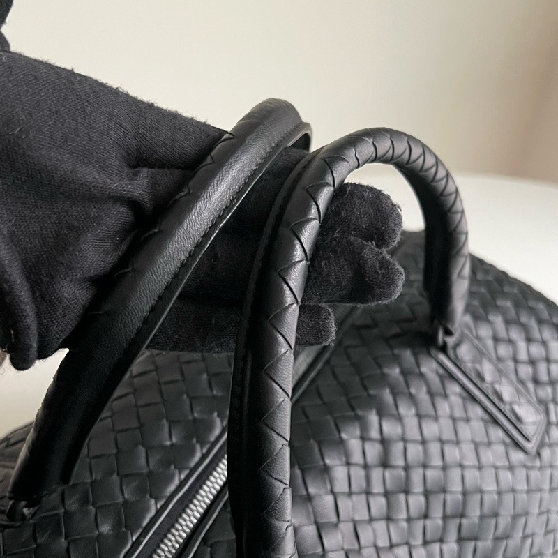 BV 小羊皮編織手提包/肩背包（三種不同的背法） 黑色-19