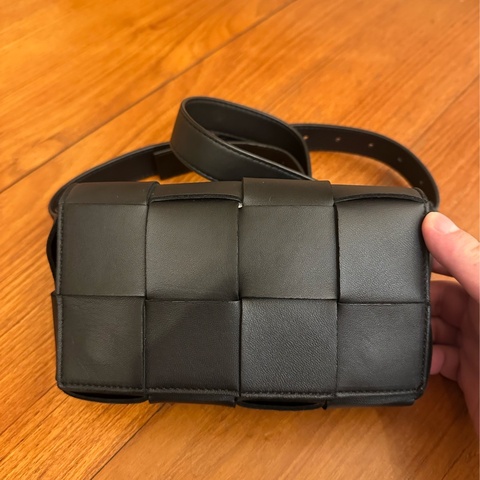 BV 黑2*4橫式腰包斜背包