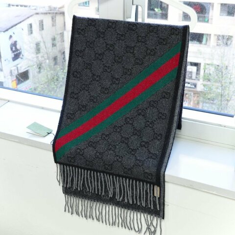 （閒置品♥️吊牌紙袋有）Gucci 古馳 碳灰色 GG 提花 羊毛 長款 圍巾