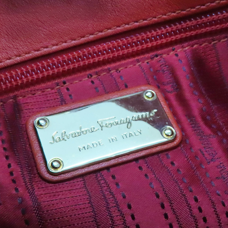 紅色牛皮 Gancini 肩背包【Salvatore Ferragamo 費拉格慕】-7
