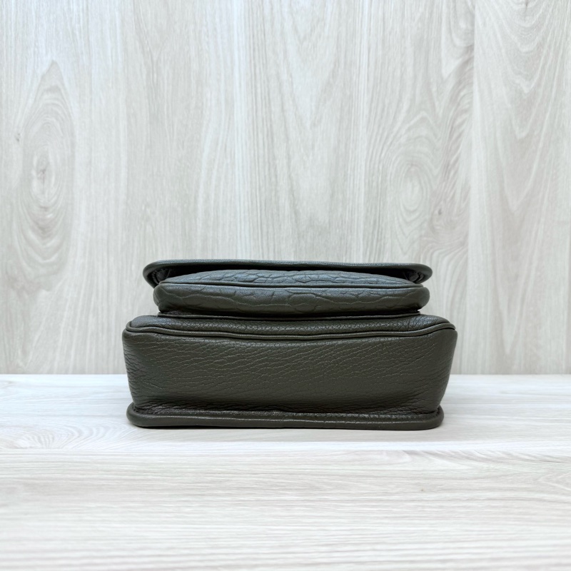 YSL咖綠色銀釦粒面小羊皮NIKI小型郵差包776611-8