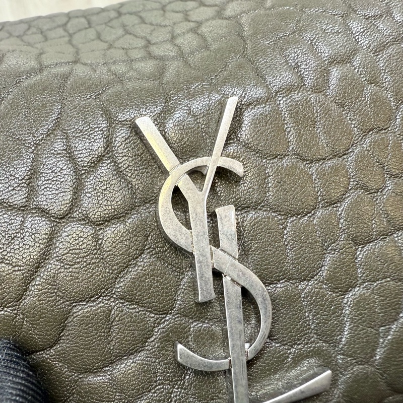 YSL咖綠色銀釦粒面小羊皮NIKI小型郵差包776611-15