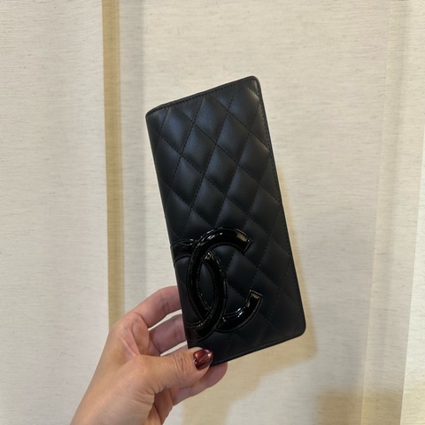 Chanel 黑牛皮拚桃紅內零錢袋7卡對開康朋長夾