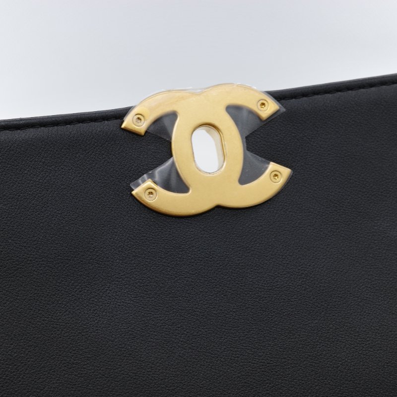 Chanel 香奈兒 Maxi Flap Handle 黑色 小牛皮 手提包-8