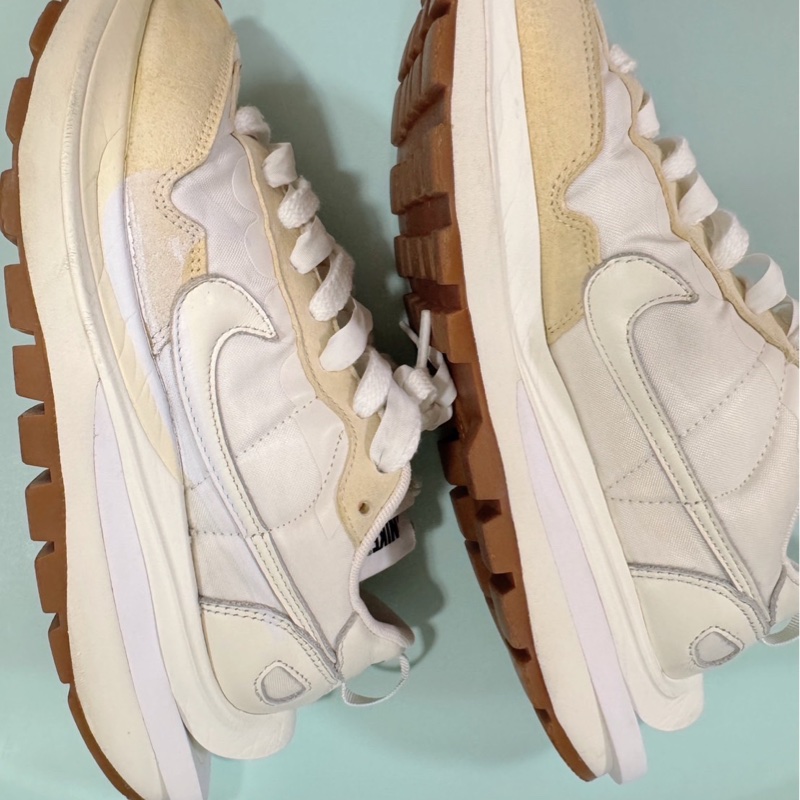 Nike x sacai VaporWaffle 奶油白-2