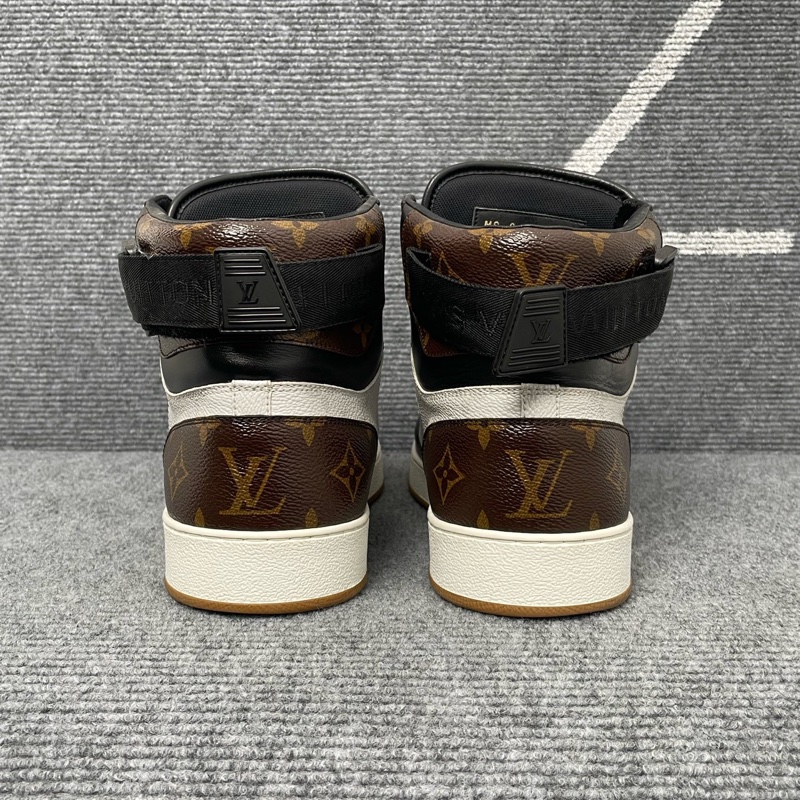 LV 路易威登 黑白棕三色老花高幫板鞋41.5碼-2