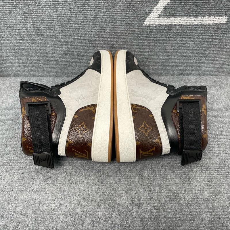 LV 路易威登 黑白棕三色老花高幫板鞋41.5碼-5